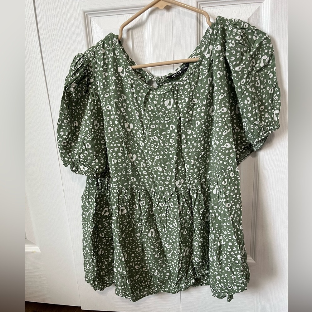 SHEIN 2x Babydoll top.